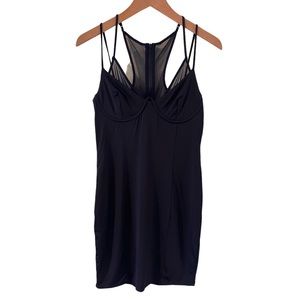 NWT Guess Jeanne Bodycon Dress Black